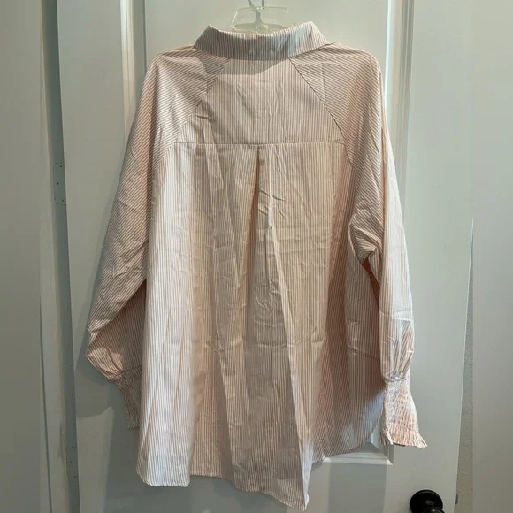 Smocked Cuffed Striped Shirt - Picture 4 of 5